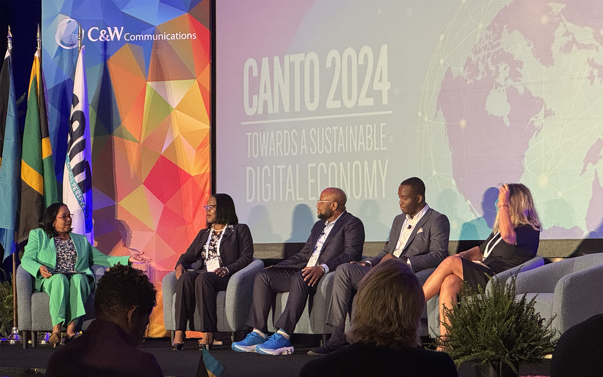 LogosCorp y Cable Bahamas en la 39ª Conferencia Anual y Exposición Comercial de CANTO 2024: Un Éxito de Colaboración y Futuro